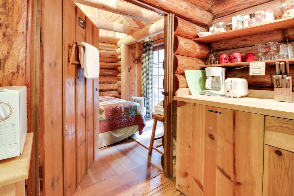 Zoe'S Log Cabin Welches Zewnętrze zdjęcie