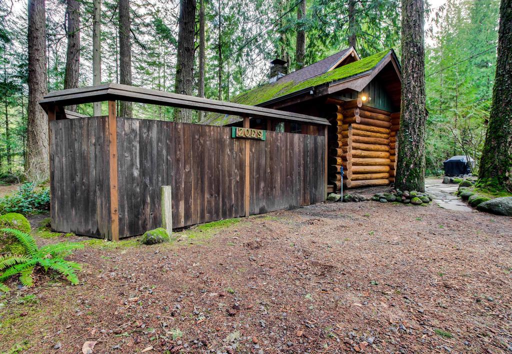 Zoe'S Log Cabin Welches Zewnętrze zdjęcie